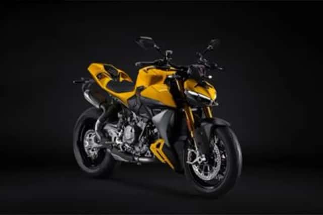 Ducati Streetfighter V2 (2026) thumbnail 2