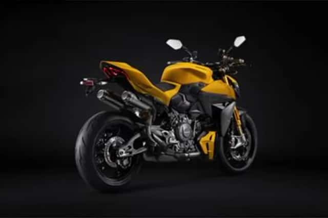 Ducati Streetfighter V2 (2026) thumbnail 6