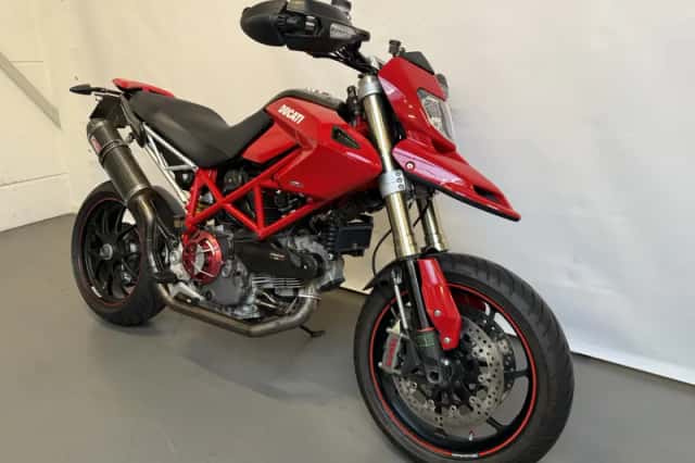 Ducati Hypermotard 1100S (2007) thumbnail 3