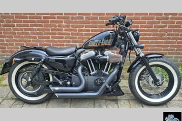 Harley-Davidson Sportster Forty Eight (2013) thumbnail 3