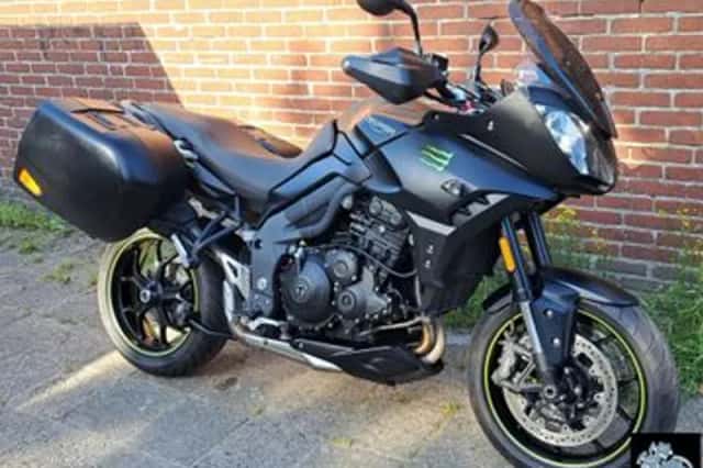 Triumph Tiger 1050 Sport (2017) thumbnail 2