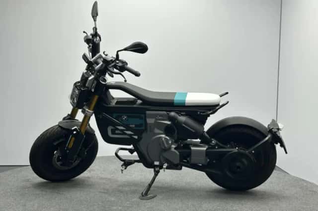 BMW CE 02 (2024) thumbnail 5