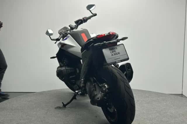 BMW R 1300 R (2026) thumbnail 5