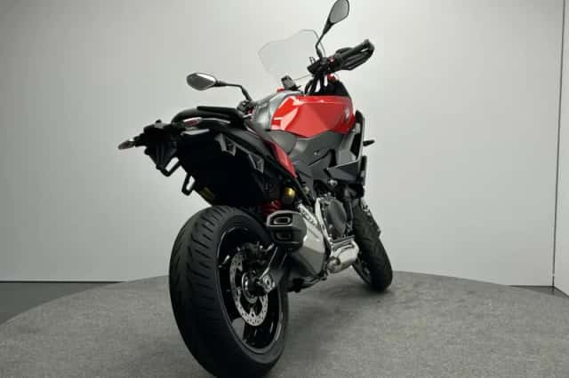 BMW F 900 XR (2026) thumbnail 4