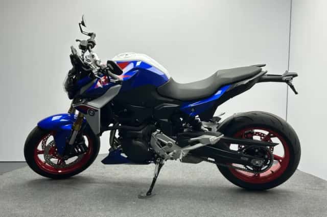 BMW F 900 R (2026) thumbnail 5