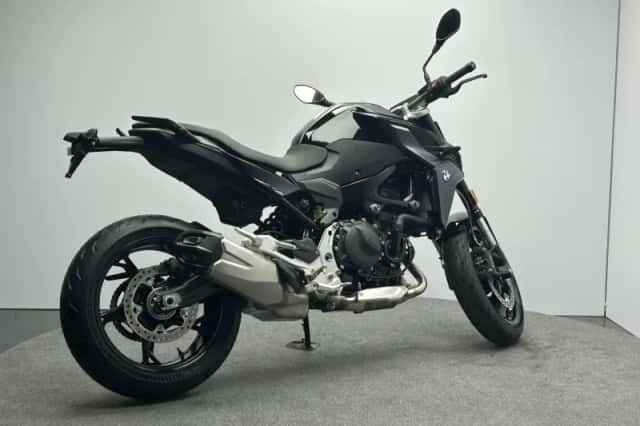 BMW F 900 R (2026) thumbnail 2