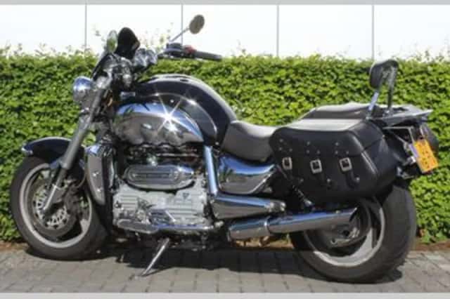 Triumph Rocket III (2004) thumbnail 3