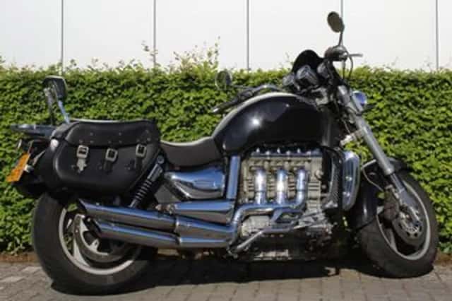 Triumph Rocket III (2004) thumbnail 5