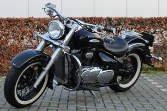 Suzuki VL 800 Volusia (2002) thumbnail 1