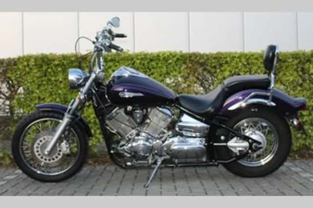 Yamaha XVS 1100 Dragstar (2004) thumbnail 2