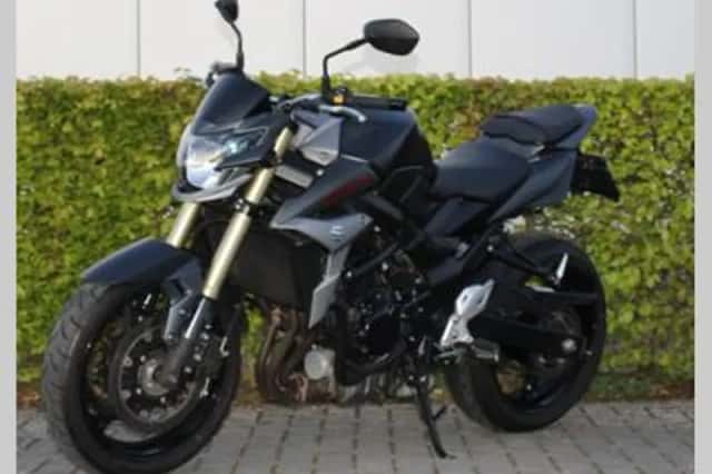 Suzuki GSR750 (2014) thumbnail 1
