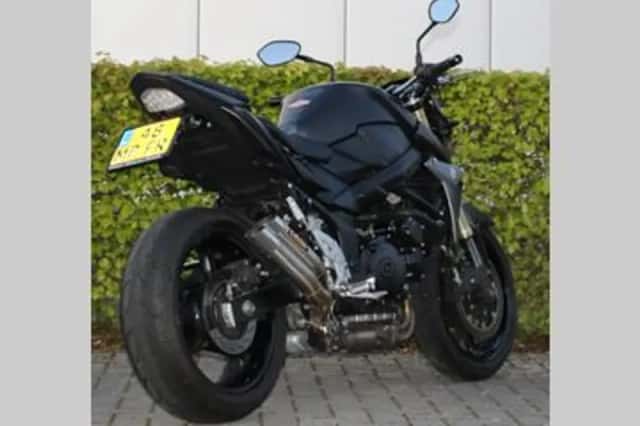 Suzuki GSR750 (2014) thumbnail 5