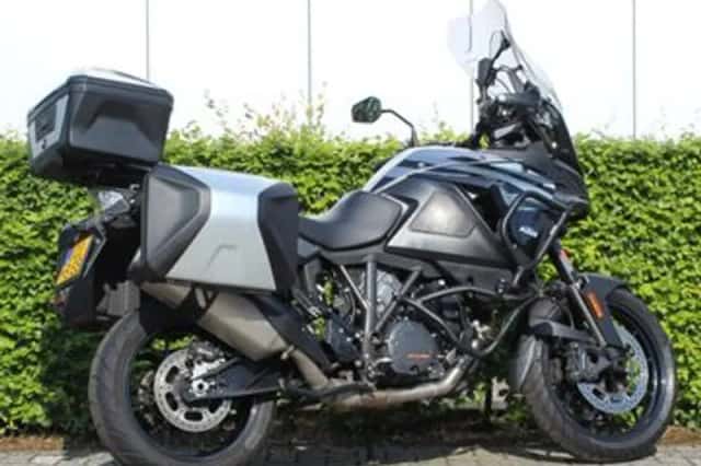 KTM 1290 Super Adventure (2019) thumbnail 5