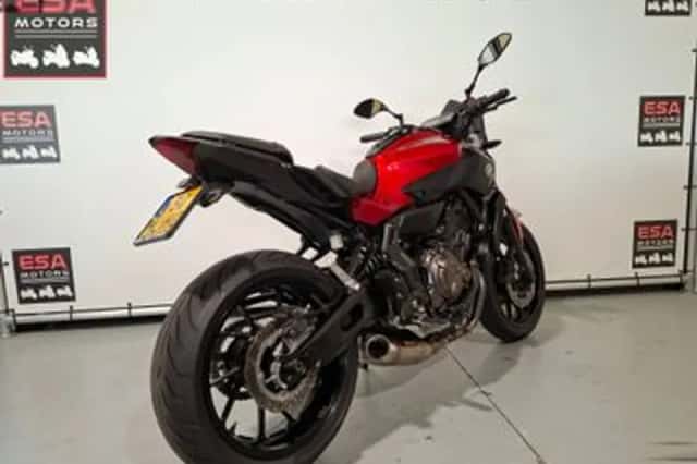 Yamaha MT-07 (2016) thumbnail 6