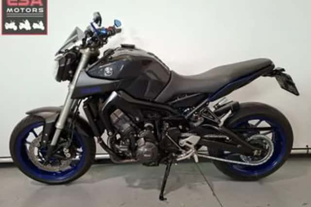 Yamaha MT-09 (2014) thumbnail 1