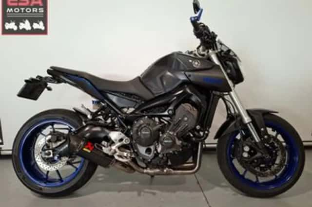 Yamaha MT-09 (2014) thumbnail 2