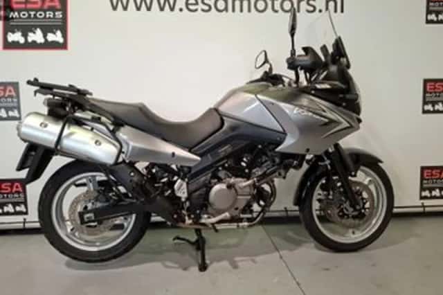 Suzuki V-Strom (2011) thumbnail 3