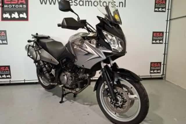 Suzuki V-Strom (2011) thumbnail 5