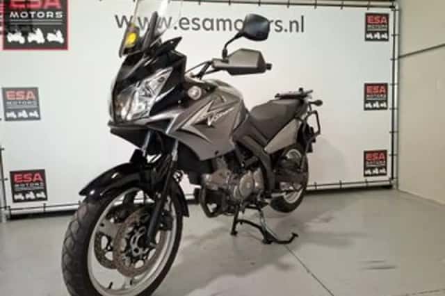Suzuki V-Strom (2011) thumbnail 6