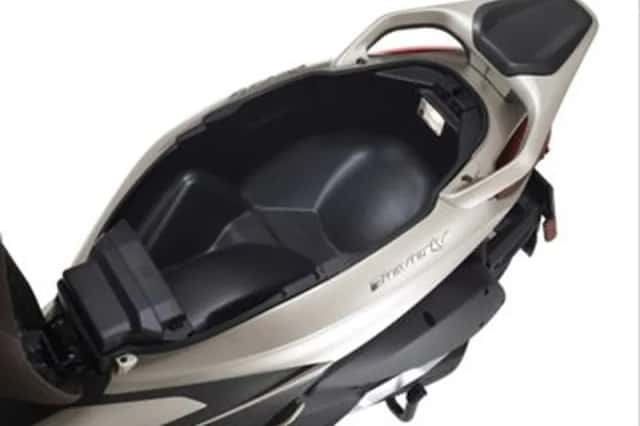 Piaggio Beverly 300IE (2022) thumbnail 6