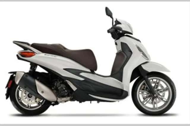 Piaggio Beverly 400 (2022) thumbnail 2
