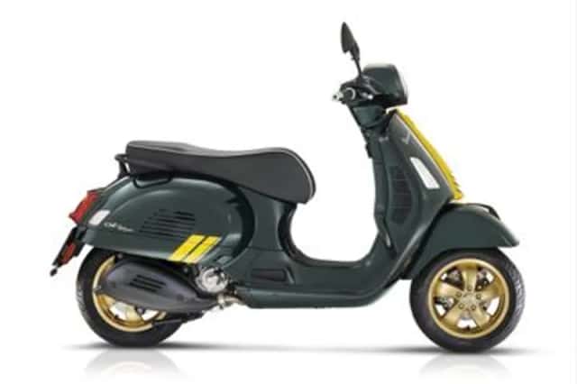 Vespa GTS (2022) thumbnail 1