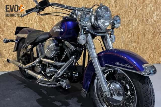Harley-Davidson Heritage Softail Classic (1991) thumbnail 2