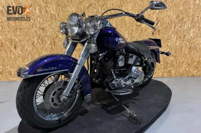 Harley-Davidson Heritage Softail Classic (1991) thumbnail 4