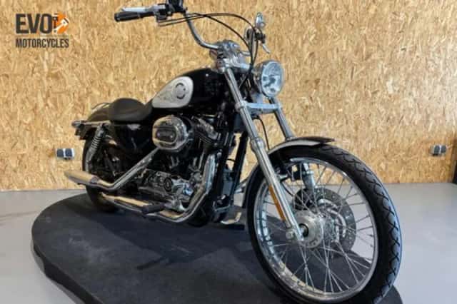 Harley-Davidson 1200 Sportster (2009) thumbnail 2