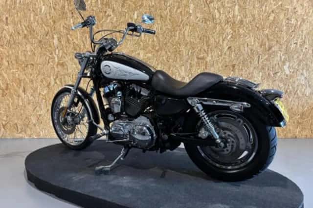 Harley-Davidson 1200 Sportster (2009) thumbnail 6