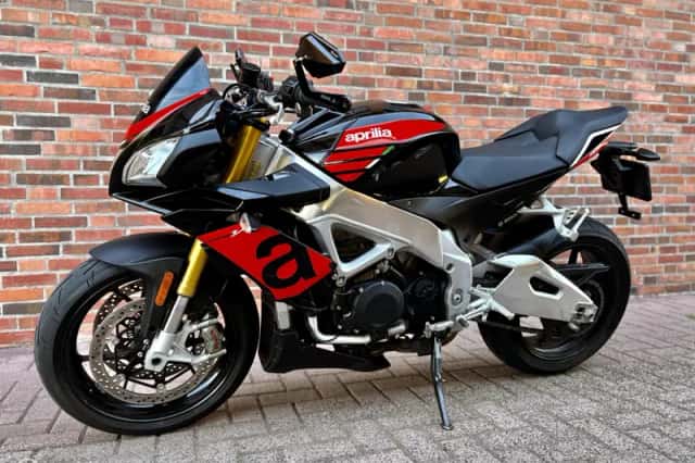 Aprilia Tuono V4 1100 RR (2019) thumbnail 1