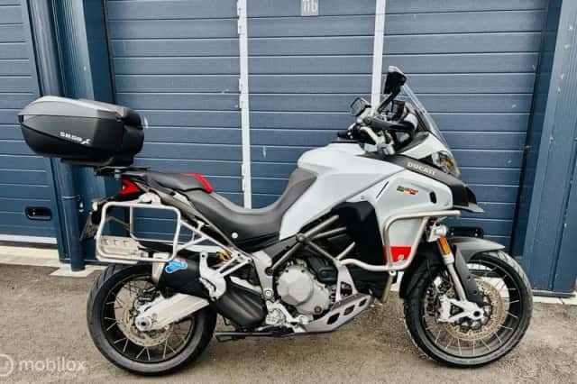 Ducati Multistrada 1200 Enduro (2018) thumbnail 1