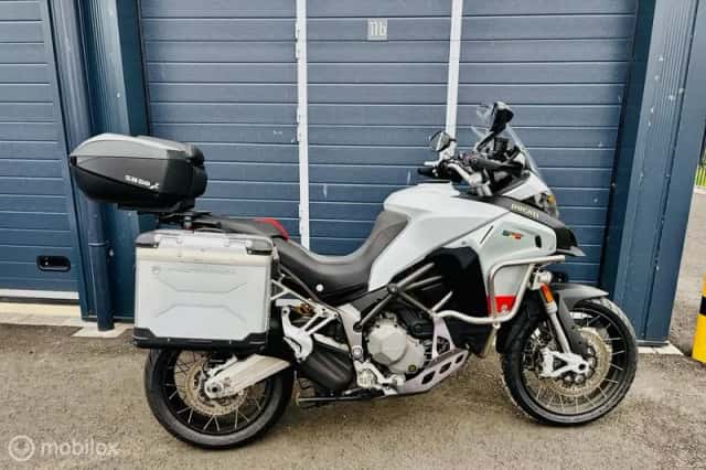 Ducati Multistrada 1200 Enduro (2018) thumbnail 6