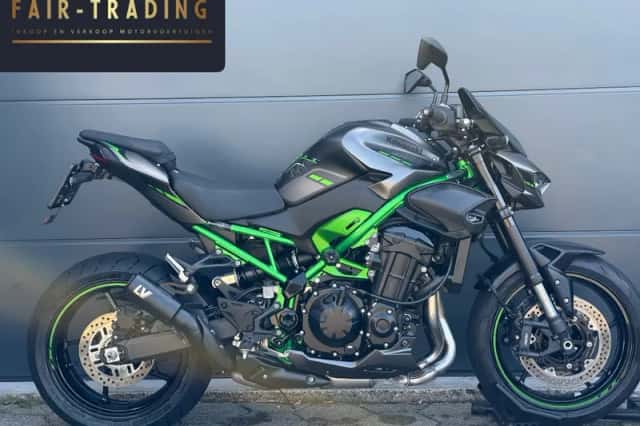 Kawasaki Z900 (2025) thumbnail 1