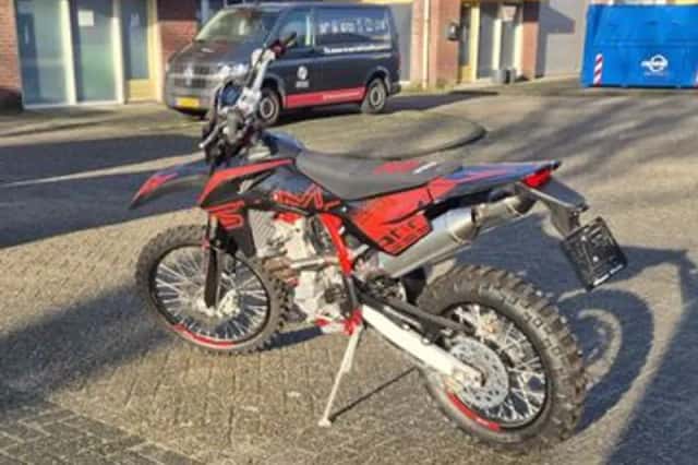 SWM RS 500 R (2025) thumbnail 2
