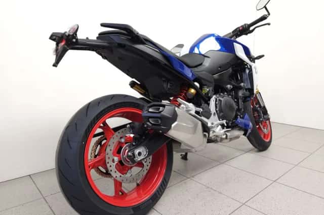 BMW F 900 R (2026) thumbnail 2