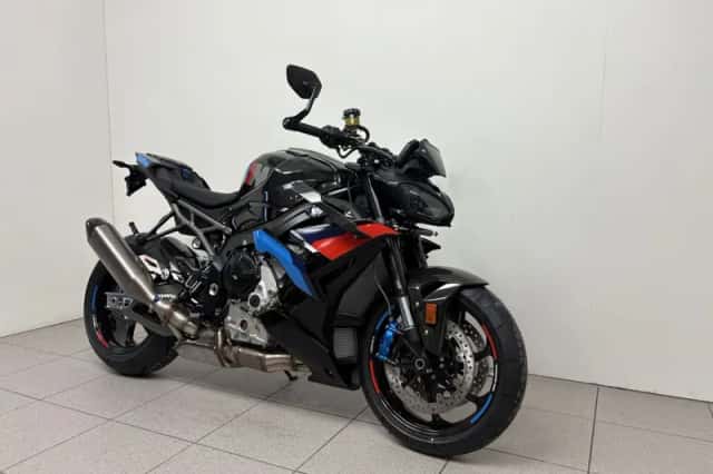 BMW M 1000 R (2026) thumbnail 2