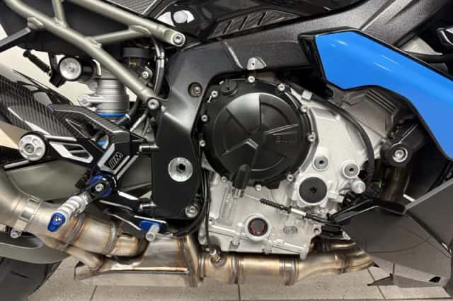 BMW M 1000 R (2026) thumbnail 5