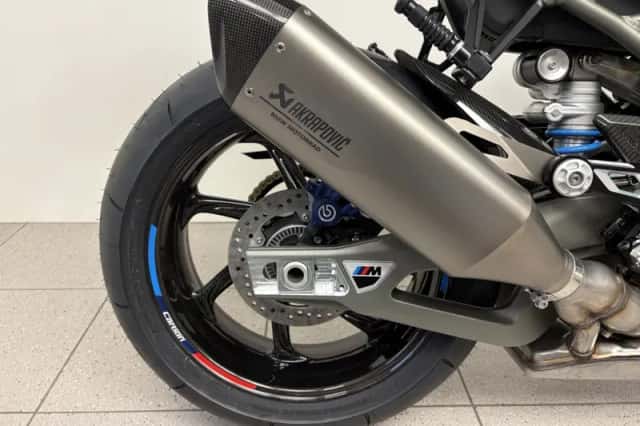 BMW M 1000 R (2026) thumbnail 6