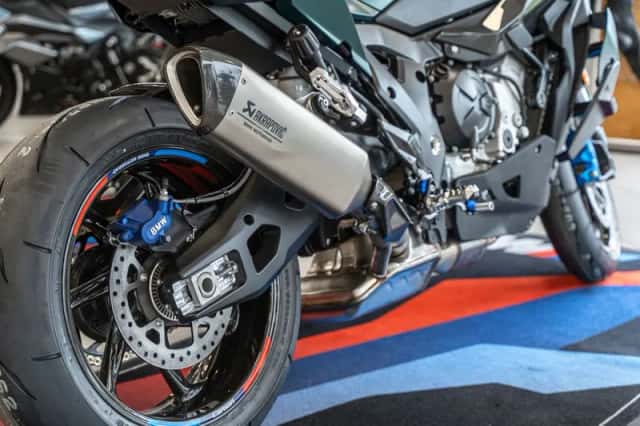 BMW M 1000 XR (2026) thumbnail 4