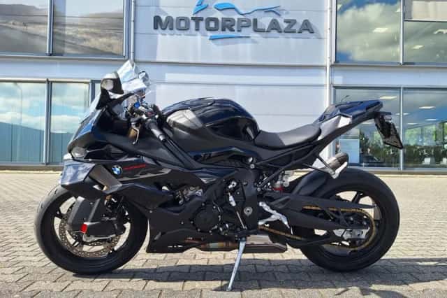 BMW S 1000 RR (2026) thumbnail 1
