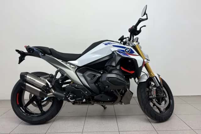 BMW S 1000 RR (2026) thumbnail 5