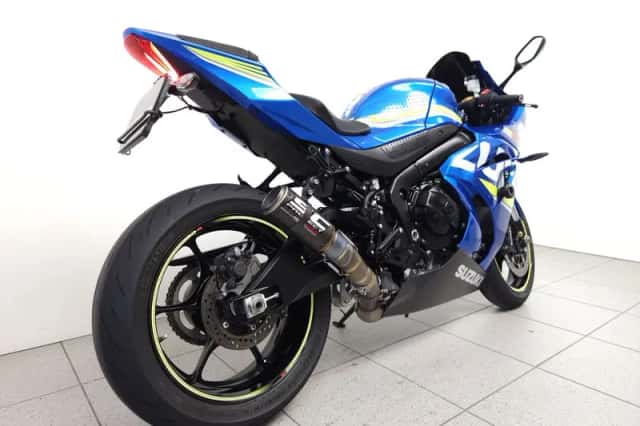Suzuki GSX-R1000 (2018) thumbnail 2
