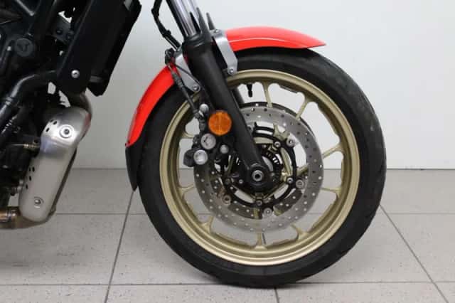 Yamaha XSR700 (2021) thumbnail 6
