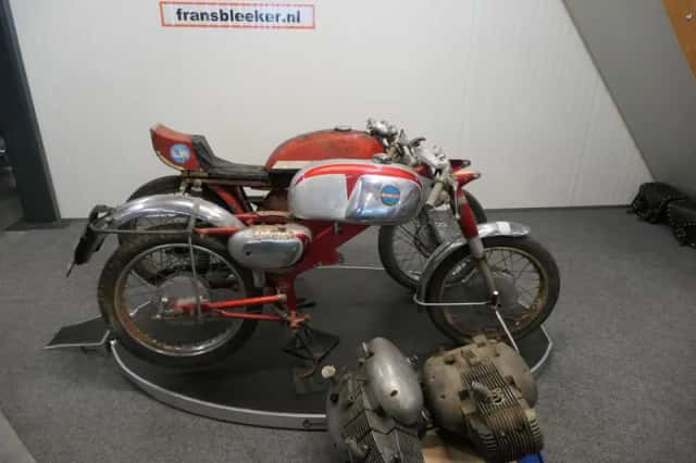 Benelli 2 stuks in 1 koop (1968) thumbnail 1