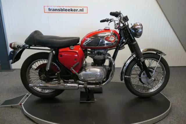 BSA A 65 Thunderbolt (1968) thumbnail 1