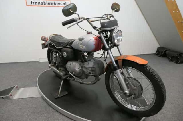 Harley-Davidson SS 350 Sprint (1970) thumbnail 2