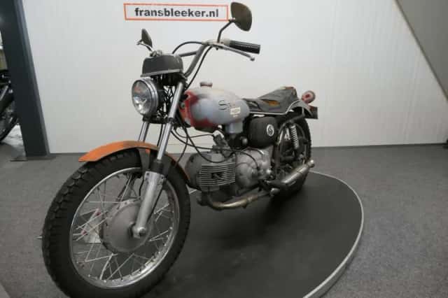 Harley-Davidson SS 350 Sprint (1970) thumbnail 5