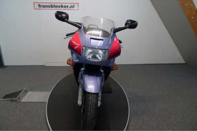 Honda CBR600F (1994) thumbnail 3