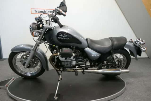 Moto Guzzi California (2000) thumbnail 6